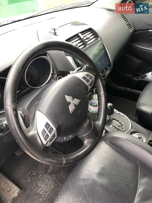 Позашляховик / Кросовер Mitsubishi ASX 2010 в Одесі