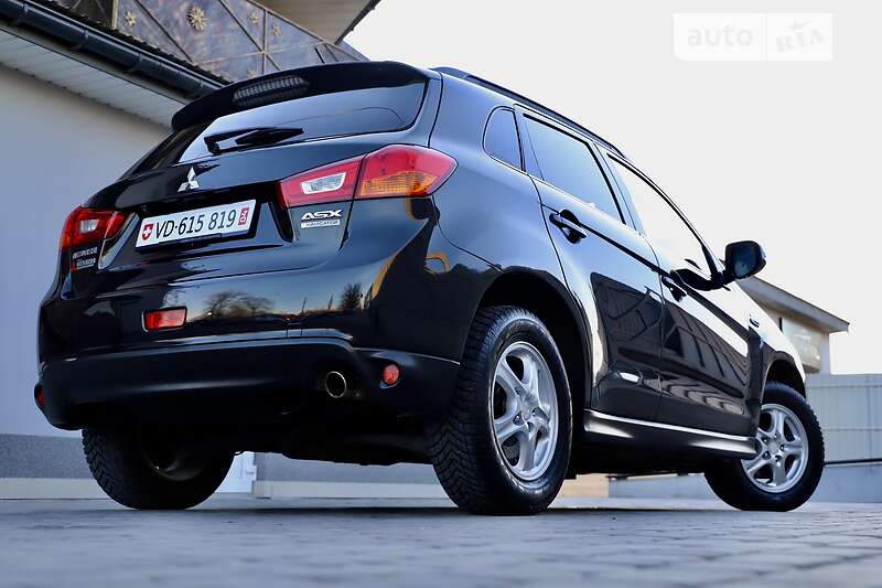 Внедорожник / Кроссовер Mitsubishi ASX 2014 в Дрогобыче