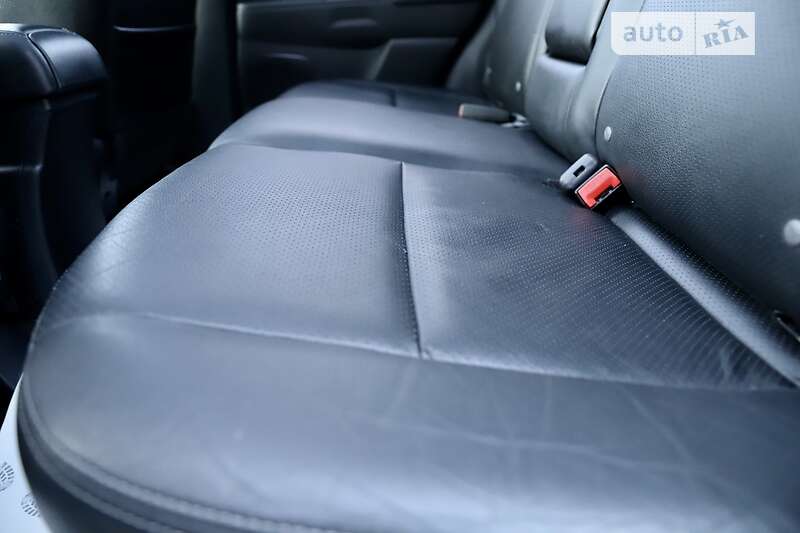 Внедорожник / Кроссовер Mitsubishi ASX 2014 в Дрогобыче