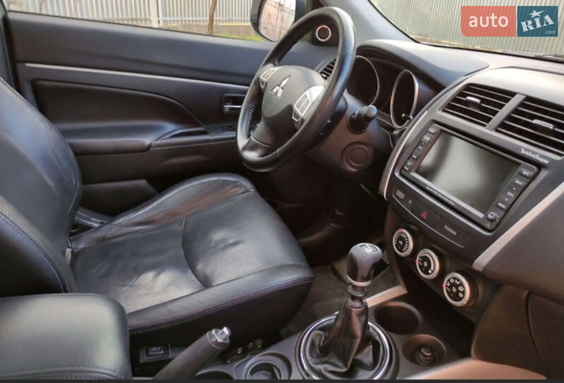 2011 Mitsubishi ASX - мініатюра 11