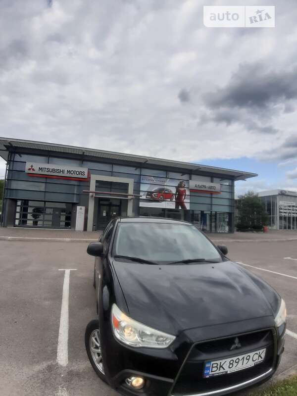 Внедорожник / Кроссовер Mitsubishi ASX 2012 в Ровно