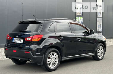 Позашляховик / Кросовер Mitsubishi ASX 2012 в 
