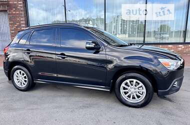 Позашляховик / Кросовер Mitsubishi ASX 2011 в 