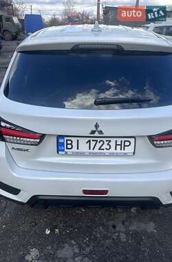 Внедорожник / Кроссовер Mitsubishi ASX 2020 в 
