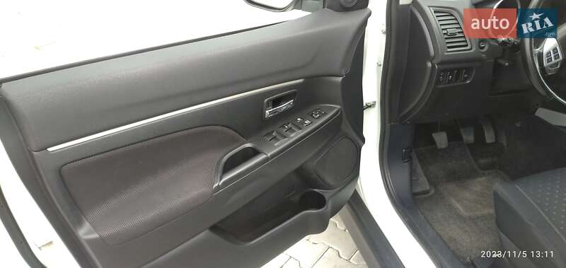 Внедорожник / Кроссовер Mitsubishi ASX 2011 в Дрогобыче