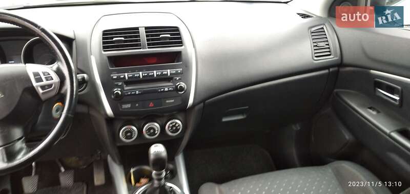 Внедорожник / Кроссовер Mitsubishi ASX 2011 в Дрогобыче