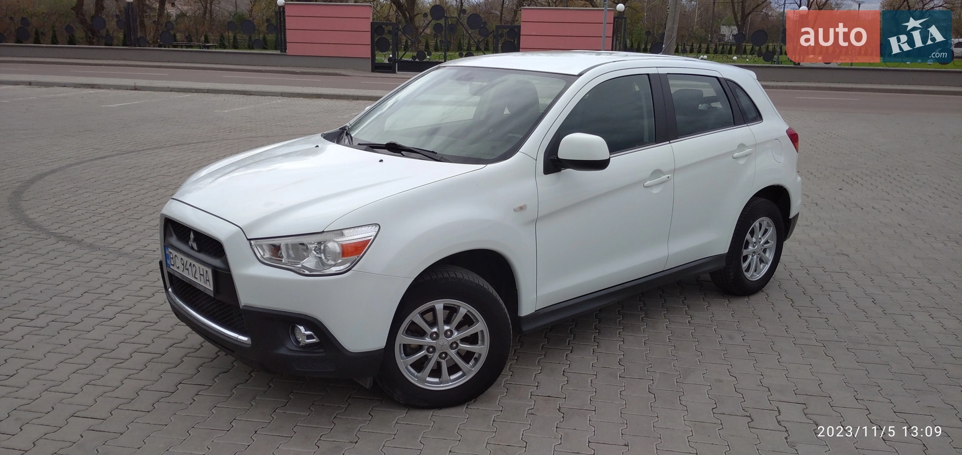 2011 Mitsubishi ASX - мініатюра 8