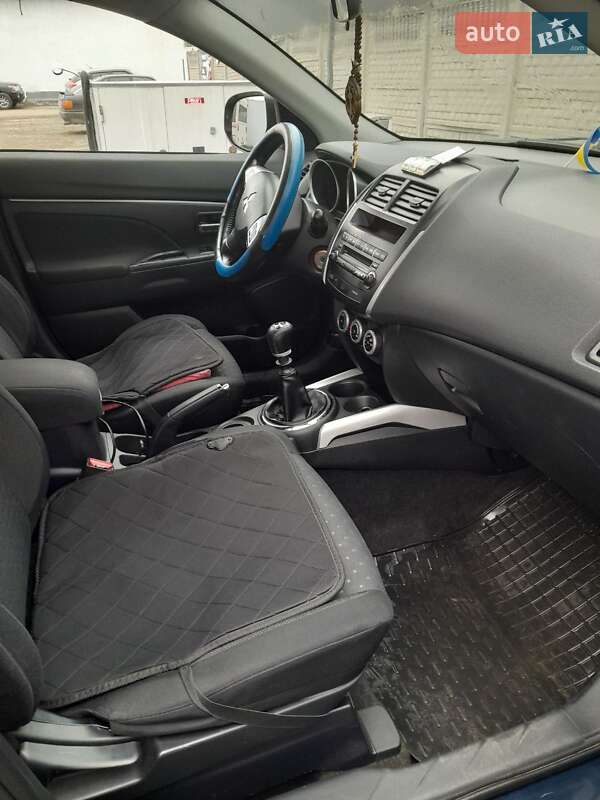 Внедорожник / Кроссовер Mitsubishi ASX 2011 в Коломые
