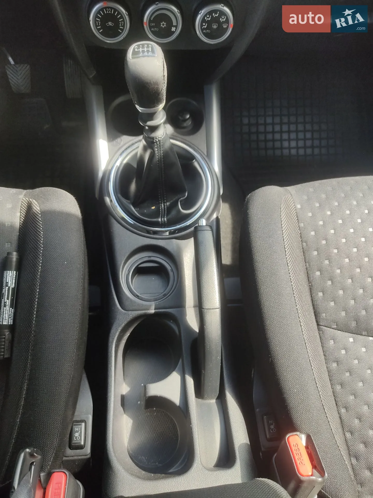 2011 Mitsubishi ASX - мініатюра 14