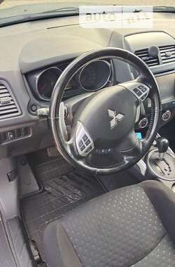 Позашляховик / Кросовер Mitsubishi ASX 2012 в Рені