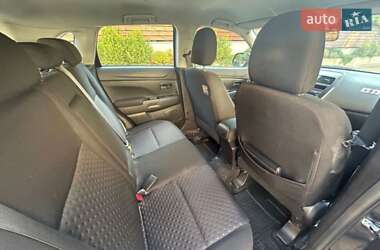 Внедорожник / Кроссовер Mitsubishi ASX 2010 в 