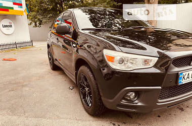 Позашляховик / Кросовер Mitsubishi ASX 2010 в Києві