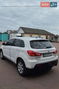 Внедорожник / Кроссовер Mitsubishi ASX 2012 в 