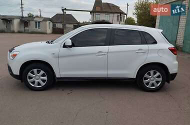 Внедорожник / Кроссовер Mitsubishi ASX 2012 в 