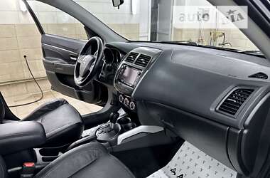 Внедорожник / Кроссовер Mitsubishi ASX 2013 в 