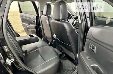 Внедорожник / Кроссовер Mitsubishi ASX 2013 в 