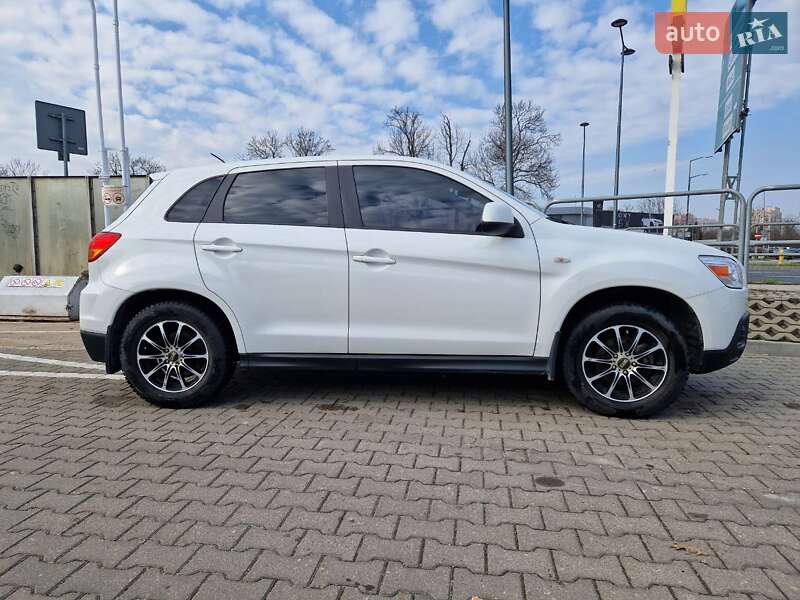 Внедорожник / Кроссовер Mitsubishi ASX 2010 в Запорожье