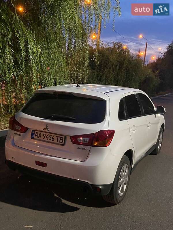 Внедорожник / Кроссовер Mitsubishi ASX 2014 в Киеве