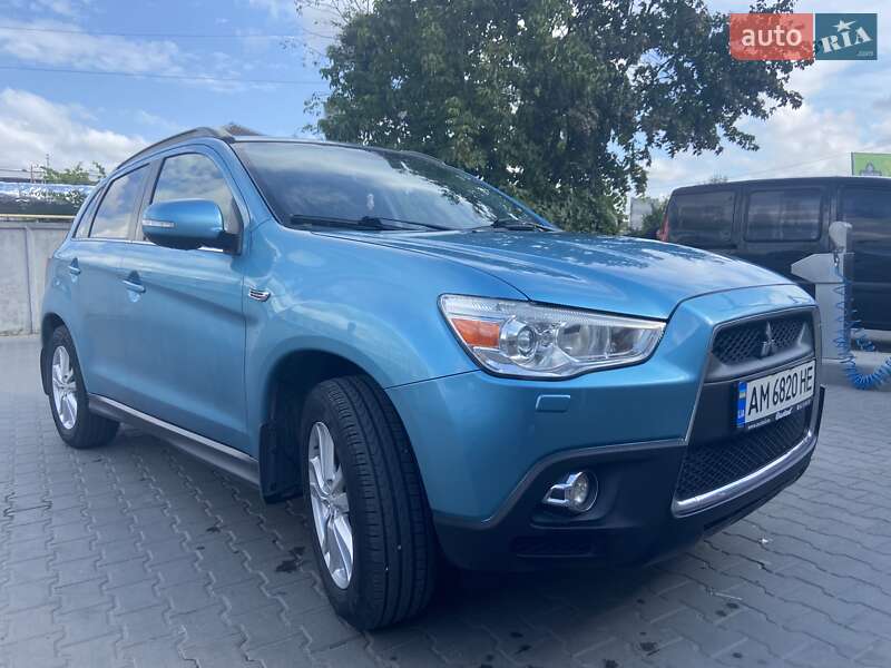 Внедорожник / Кроссовер Mitsubishi ASX 2010 в Житомире
