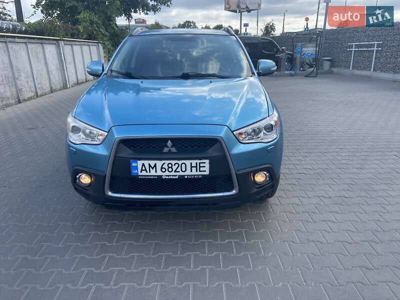 Внедорожник / Кроссовер Mitsubishi ASX 2010 в Житомире