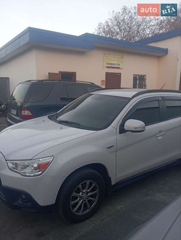 Внедорожник / Кроссовер Mitsubishi ASX 2011 в Киеве