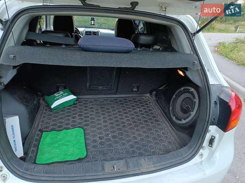 Позашляховик / Кросовер Mitsubishi ASX 2012 в Шепетівці фото 8 Позашляховик / Кросовер Mitsubishi ASX 2012 в Шепетівці