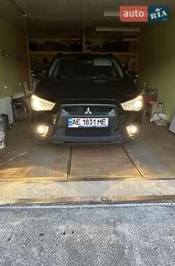 Внедорожник / Кроссовер Mitsubishi ASX 2012 в 
