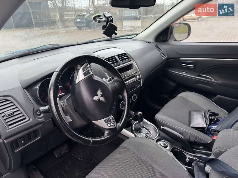 Внедорожник / Кроссовер Mitsubishi ASX 2012 в Черновцах