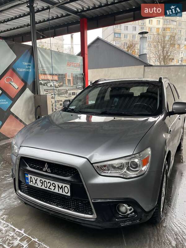 Внедорожник / Кроссовер Mitsubishi ASX 2011 в Харькове
