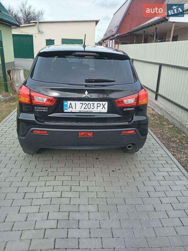 Внедорожник / Кроссовер Mitsubishi ASX 2010 в Буче