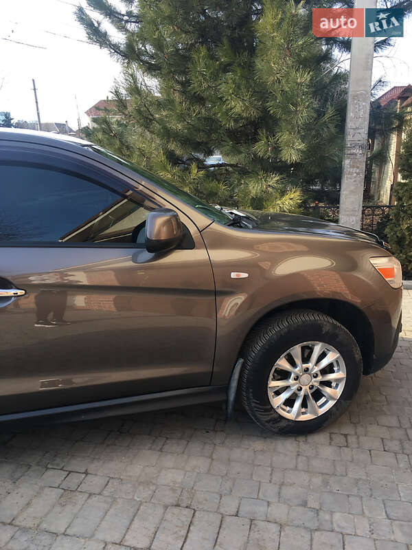 Позашляховик / Кросовер Mitsubishi ASX 2011 в Одесі фото 8 Позашляховик / Кросовер Mitsubishi ASX 2011 в Одесі