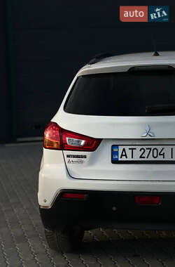 Внедорожник / Кроссовер Mitsubishi ASX 2011 в 