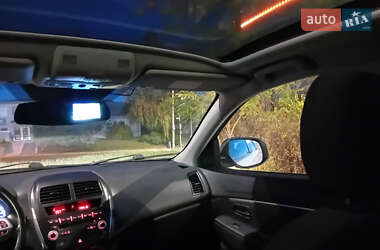 Внедорожник / Кроссовер Mitsubishi ASX 2011 в 