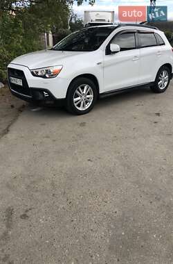 Внедорожник / Кроссовер Mitsubishi ASX 2010 в 