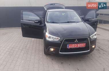 Внедорожник / Кроссовер Mitsubishi ASX 2011 в 