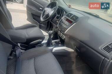 Внедорожник / Кроссовер Mitsubishi ASX 2011 в 