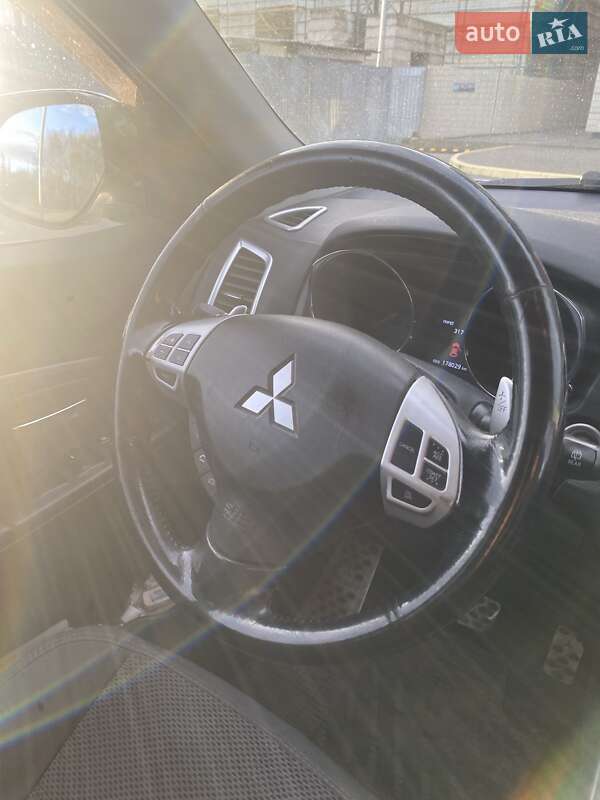 Позашляховик / Кросовер Mitsubishi ASX 2012 в Львові