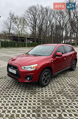 Внедорожник / Кроссовер Mitsubishi ASX 2014 в 