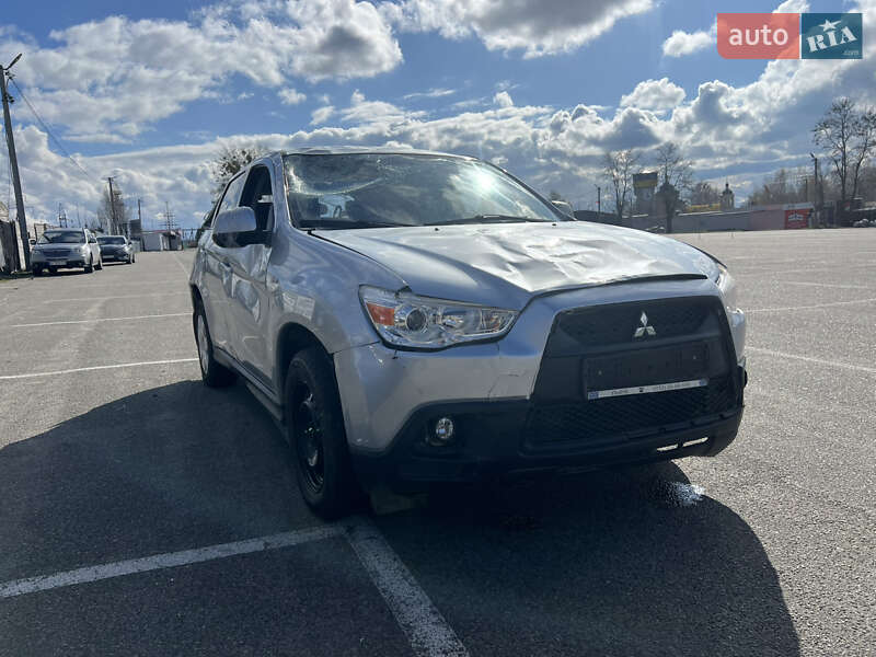 Mitsubishi ASX 2011