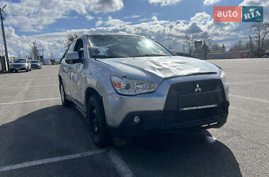 Внедорожник / Кроссовер Mitsubishi ASX 2011 в 