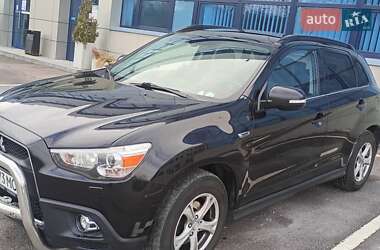 Внедорожник / Кроссовер Mitsubishi ASX 2010 в 