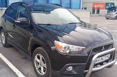 Внедорожник / Кроссовер Mitsubishi ASX 2010 в 