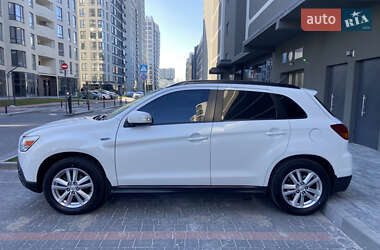 Позашляховик / Кросовер Mitsubishi ASX 2012 в 