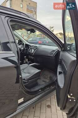 Внедорожник / Кроссовер Mitsubishi ASX 2010 в 