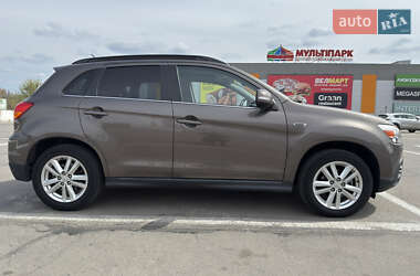 Позашляховик / Кросовер Mitsubishi ASX 2011 в 