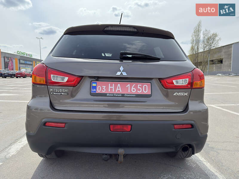 Внедорожник / Кроссовер Mitsubishi ASX 2011 в Полтаве