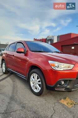 Внедорожник / Кроссовер Mitsubishi ASX 2011 в 