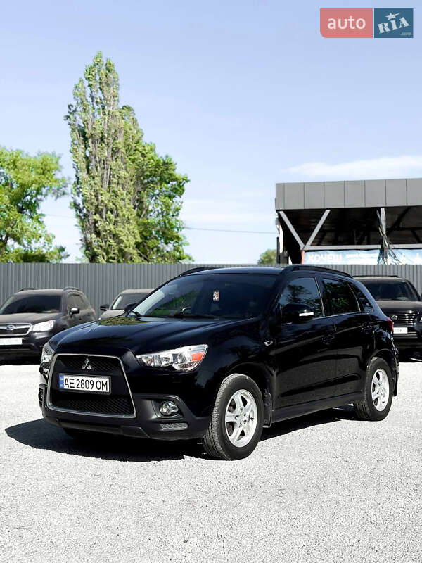 Внедорожник / Кроссовер Mitsubishi ASX 2010 в 