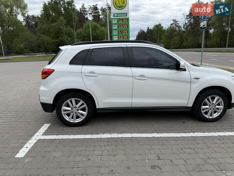 Внедорожник / Кроссовер Mitsubishi ASX 2012 в Киеве