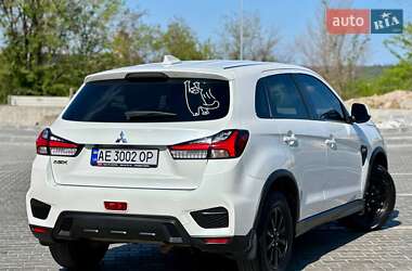 Внедорожник / Кроссовер Mitsubishi ASX 2021 в 